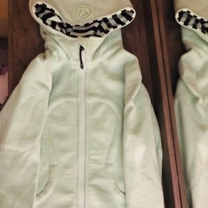 Lululemon kids jacket size 12-14 girls